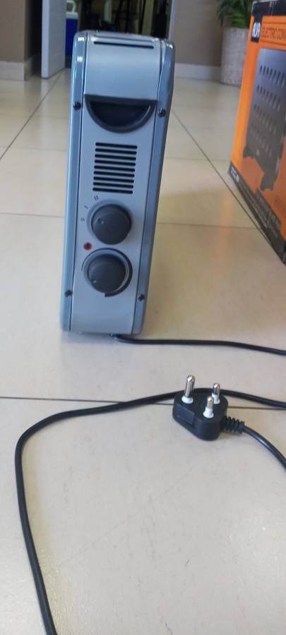 **BARGAIN BUY**DEMO ALVA ELECTRIC CONVECTION HEATER -RETAILS FOR R1000 - GRAB IT @ R499